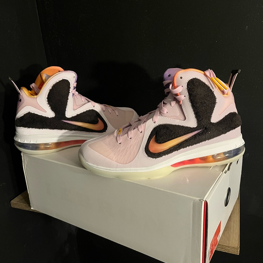 Nike LeBron James IX. Size 8.5